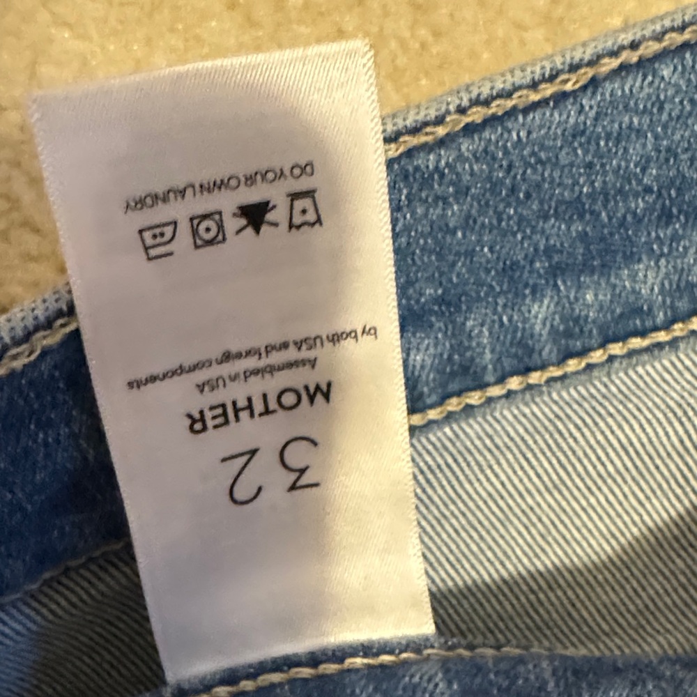 Mother Distressed Blue Jeans - Picture 3 of 5